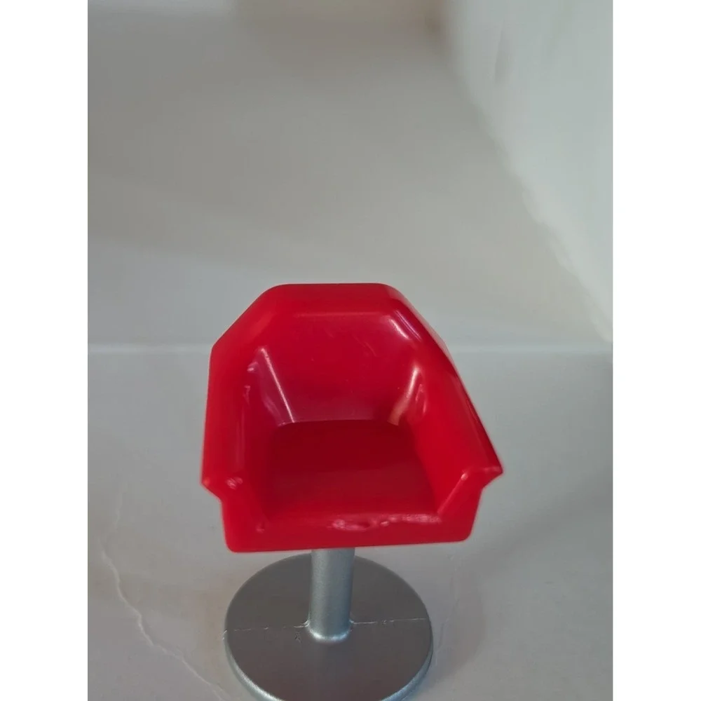 Mattel Polly Pocket Red Chair/Stool Mall Replacement Piece.